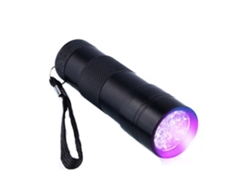 Linterna Portátil Con 9 Led Uv: Accesorio De Juego Compacto Y Práctico.