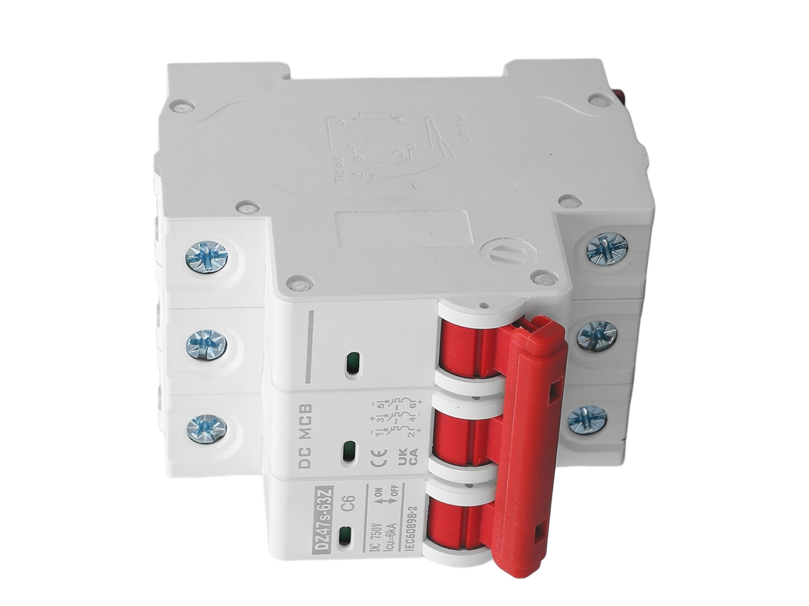 Disyuntor Miniatura De 3 Polos De Cc, 750 V, Capacidad De Ruptura De 6000 A, Carcasa De Pa66 Ignífuga.