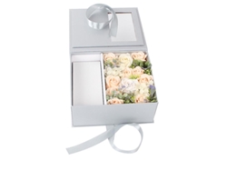 1 caja de regalo para el día de San Valentín. ALLINLESS