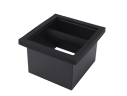 Contenedor de residuos de café rectangular empotrado sin fondo, hecho de goma y acero, para cocina y cafetería.