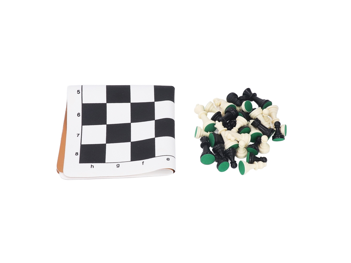 Juego De Ajedrez Internacional Con Piezas De Plástico Blanco Y Negro Y Tablero De Cuero Sintético.