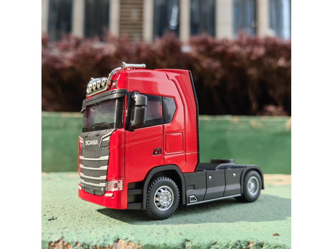 Modelo de camión de aluminio a escala 1/50 con cabina metálica tipo contenedor. MDUG (rojo)
