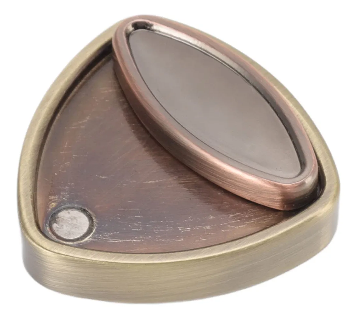 Juguete deslizante antiestrés Luqeeg, juguete antiestrés triangular magnético de metal