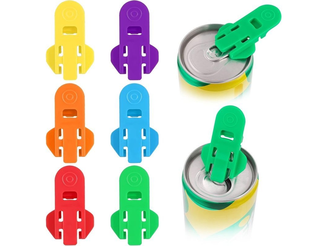Abrelatas manual Rebe-6, fabricado en plástico colorido y portátil, ideal para fiestas y acampadas.