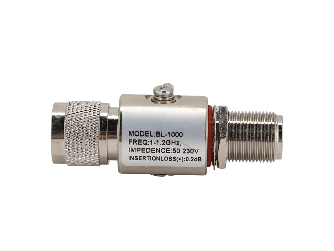 Protector contra sobretensiones Mali Full Band 1 de 1,2 GHz con conector N macho a hembra.