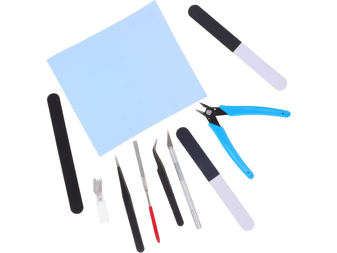Kit De Modelismo Para Manualidades: Herramientas Y Casas En Miniatura.