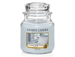 YANKEE CANDLE - A Calm & Quiet Place Candle - A scented candle 411.0g