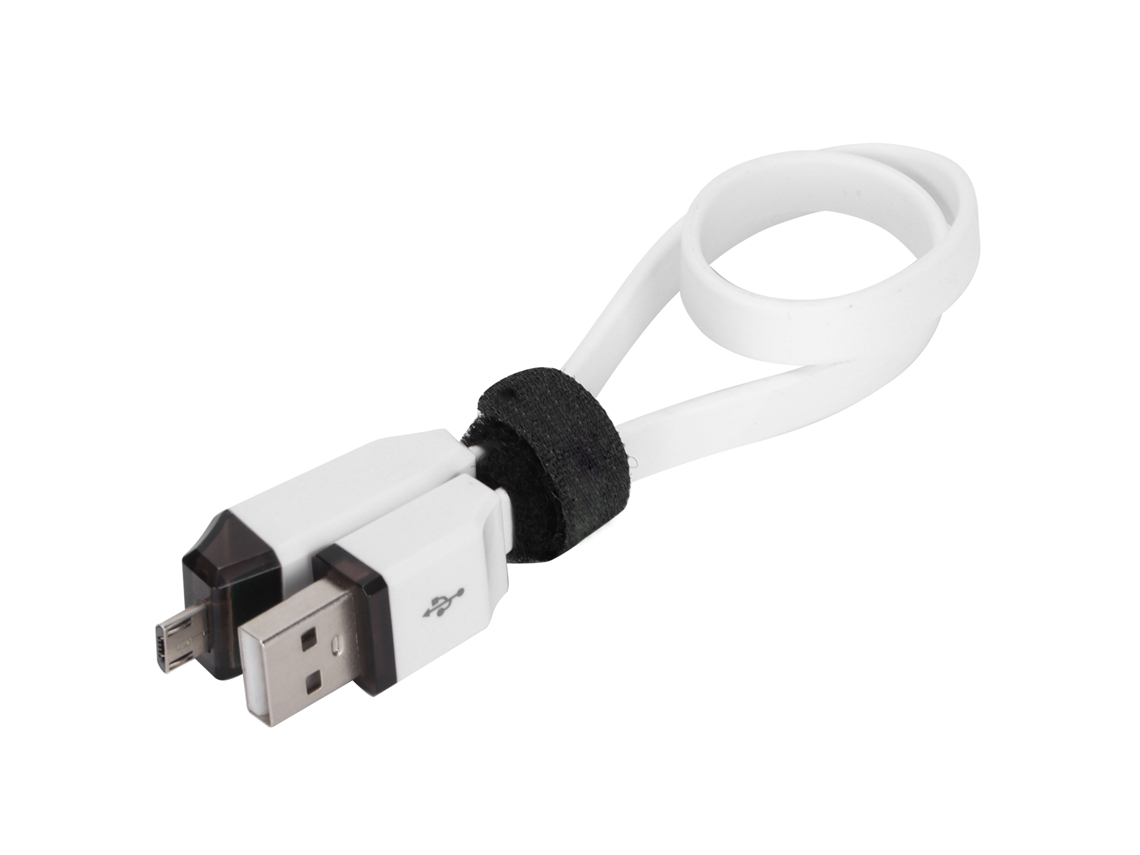 Cable de datos OTG multifuncional Aetheria con concentrador USB, carga rápida, compatible con smartphones, tabletas y portátiles.