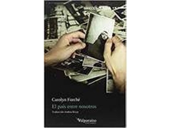 Libro El Pa¡S Entre Nosotros de Carolyn Forche (Inglés)