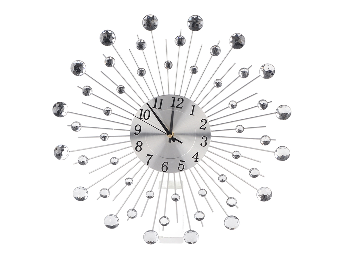 Creativo reloj de pared de hierro en forma de flor con cristales colgantes.