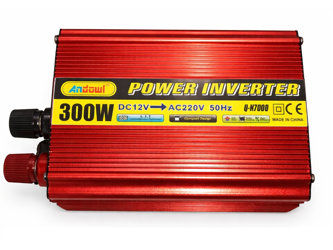 Inversor de corriente para coche Andowl Q-N7000 de 300 W, color rojo