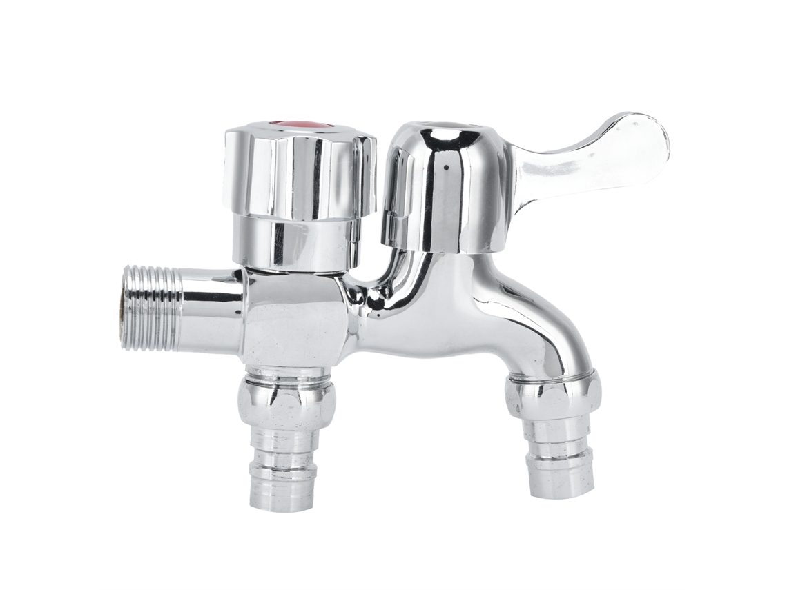 Llave doble rosca hembra G1/2 para arandela de jardín