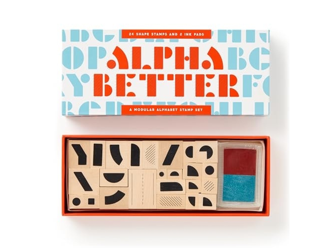 Libro Alpha Better Stamp Set de Brass Monkey e Galison (Inglés)
