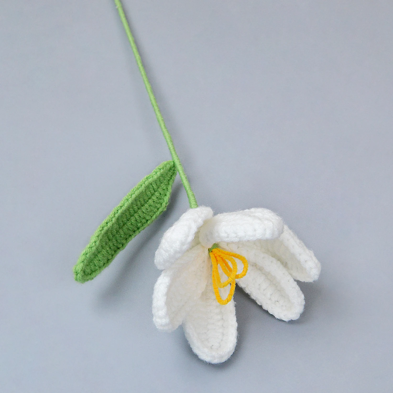(blanco) Ramo De Tulipanes De Ganchillo, Ramo De Tulipanes De Punto, Una Excelente Opción Para Regalar.