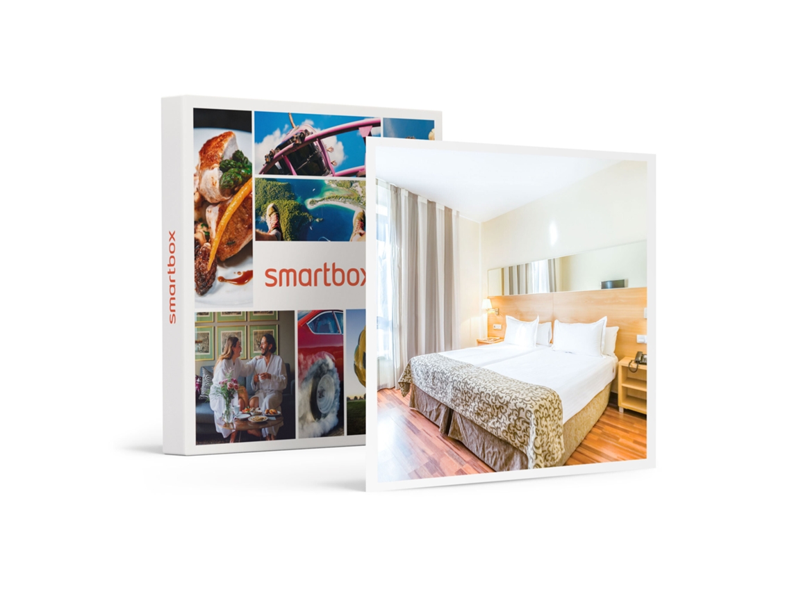Caja Regalo SMARTBOX Escapada de mar y montaña: 1 noche con desayuno en el Hotel Desitges 4*