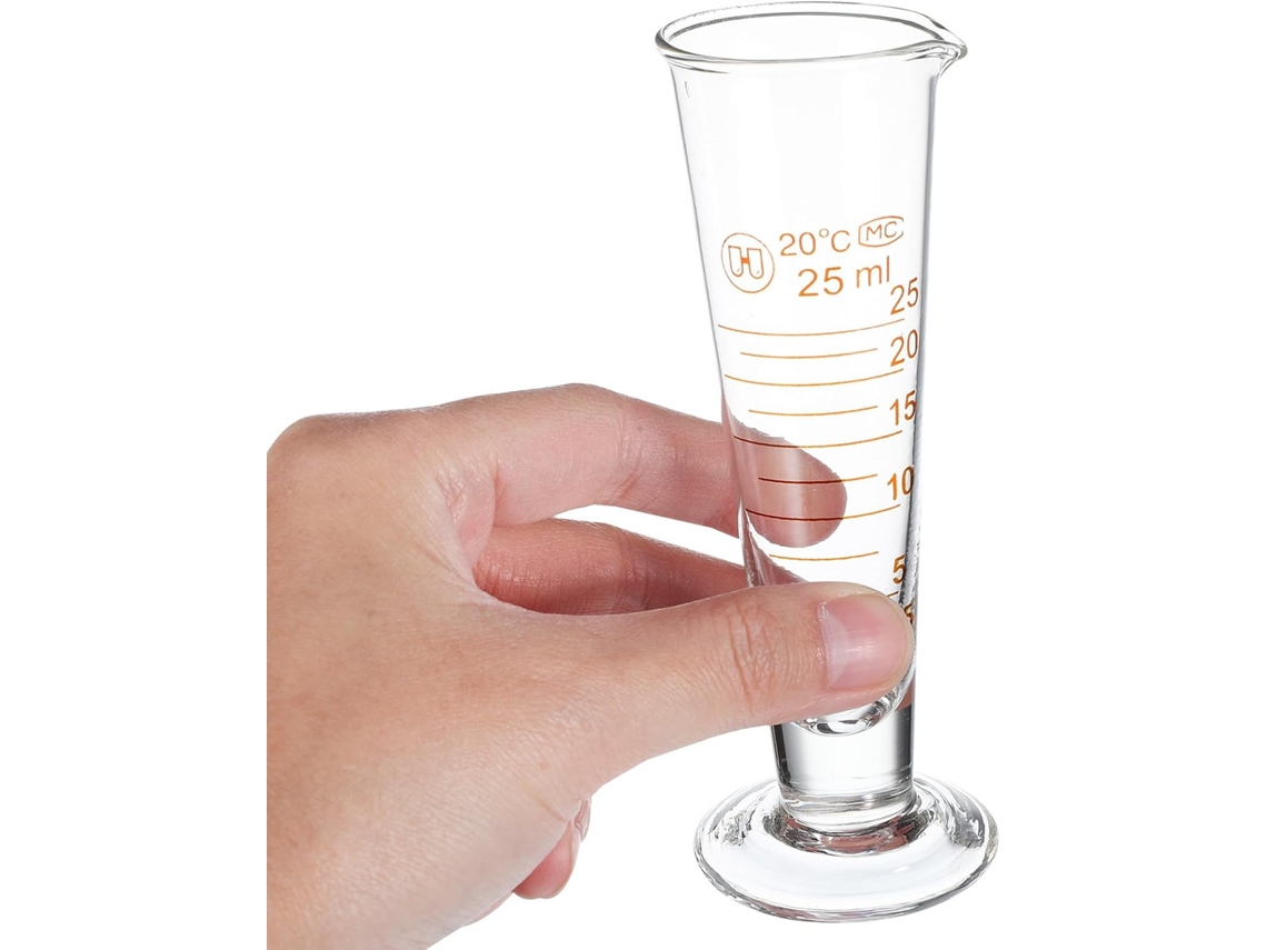 Capacidad De 25 Ml. El Tamaño Ideal Para Medir Pequeñas Cantidades De Líquido, Lo Que Lo Convierte En Una H...