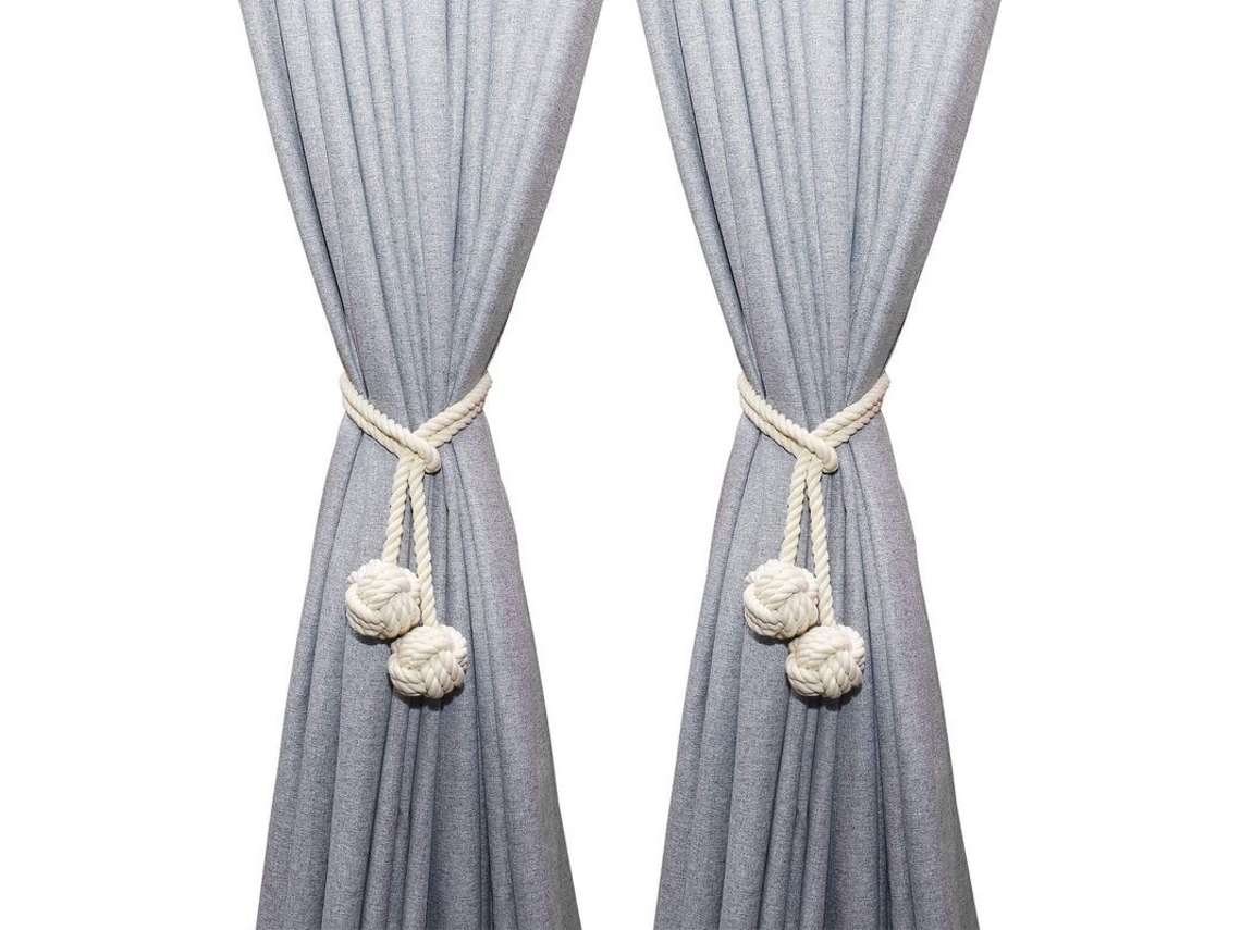 Ajustador De Cortinas Artesanal Hecho De Cordón De Algodón Con Dos Bolitas En Forma De Lazo.