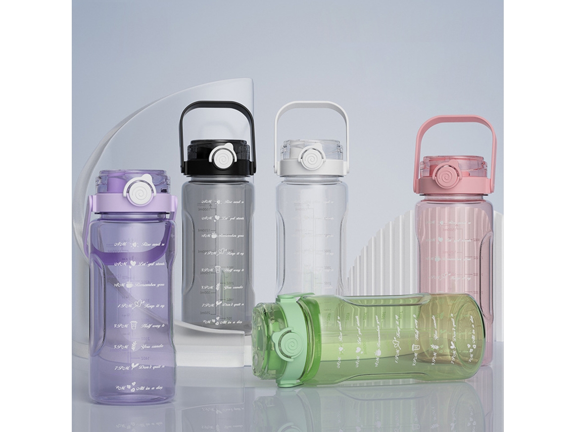 Botella De Agua Deportiva De 1500 Ml Con Vaso Portátil A Prueba De Fugas Para Actividades Al Aire Libre.