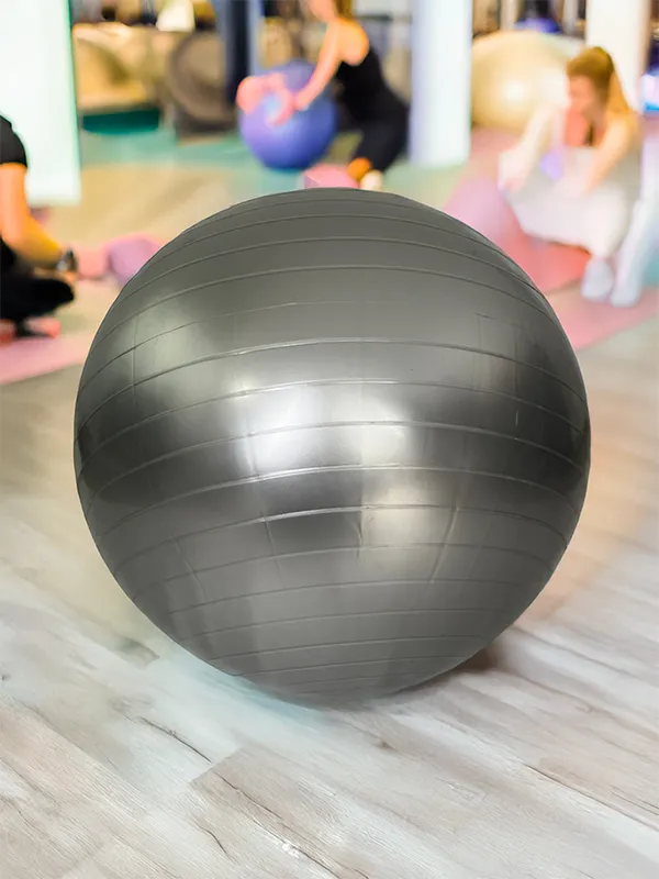 Pelota de Pilates 65 cm About Fit PVC Antideslizante, Entrenamiento Funcional, Rehabilitación y Postura