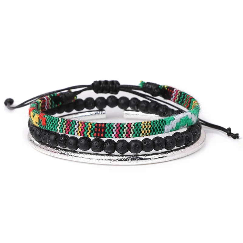 Pulsera Tejida A Mano Con Una Combinación De Piedras Volcánicas De Lava Coloridas.