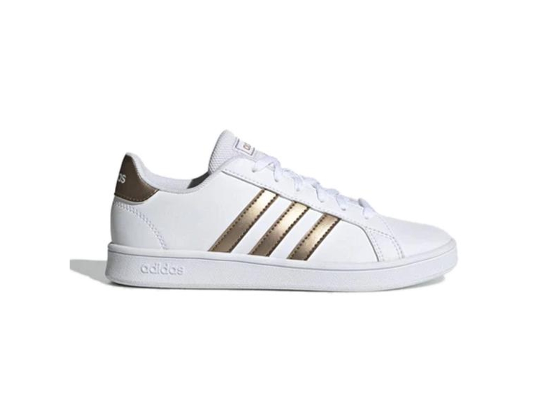 Zapatillas adidas blancas con dorado 2025
