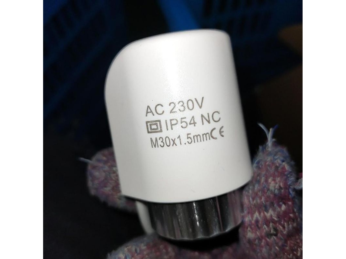 2026-actuador De Válvula Electrotermica Para Calefacción Por Suelo Radiante 230v 110n Ip44 Abierto Verde