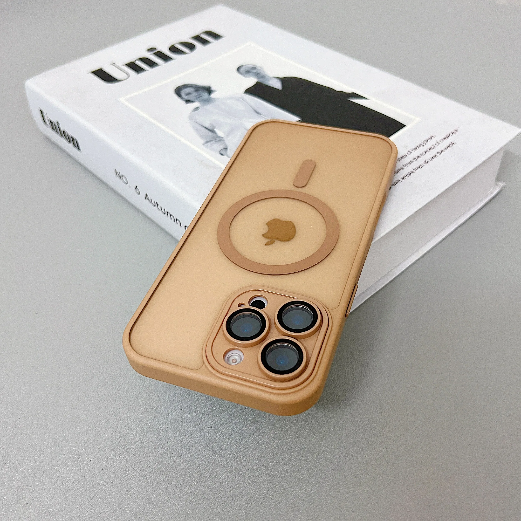 (iphone 15, Dorado) Funda Transparente A Prueba De Golpes Para Iphone, Compatible Con Carga Inalámbrica Magsafe.