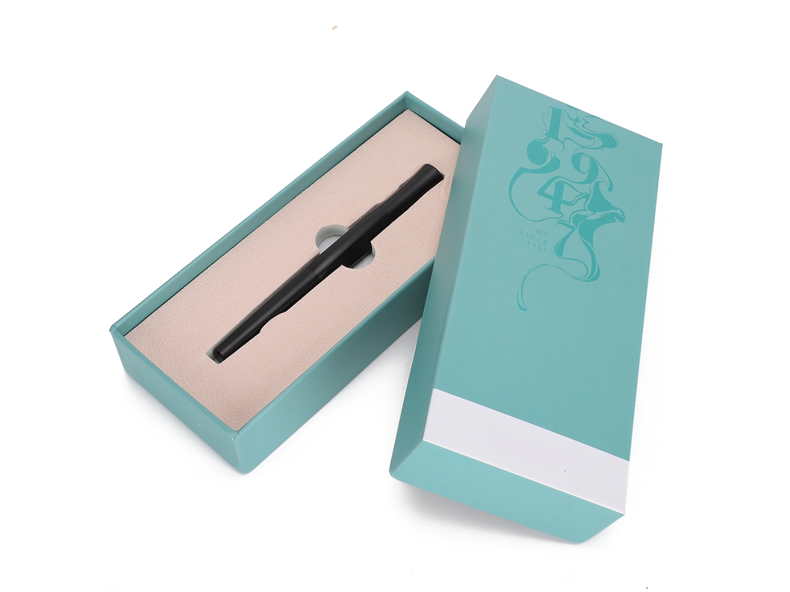 Pluma Fountain Pen De Escritura Profesional Con Estuche De Regalo De Alta Gama Para Oficina Y Escuela Color Negro