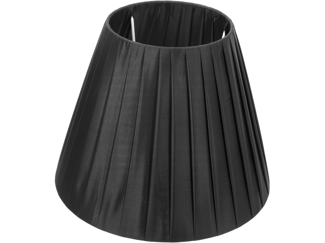 Instalación De Lámpara De Mesa De Diseño Elegante