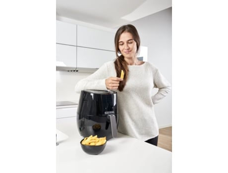 Freidora de Aire BLACK AND DECKER Bxaf3500E (68 kg - Negro)