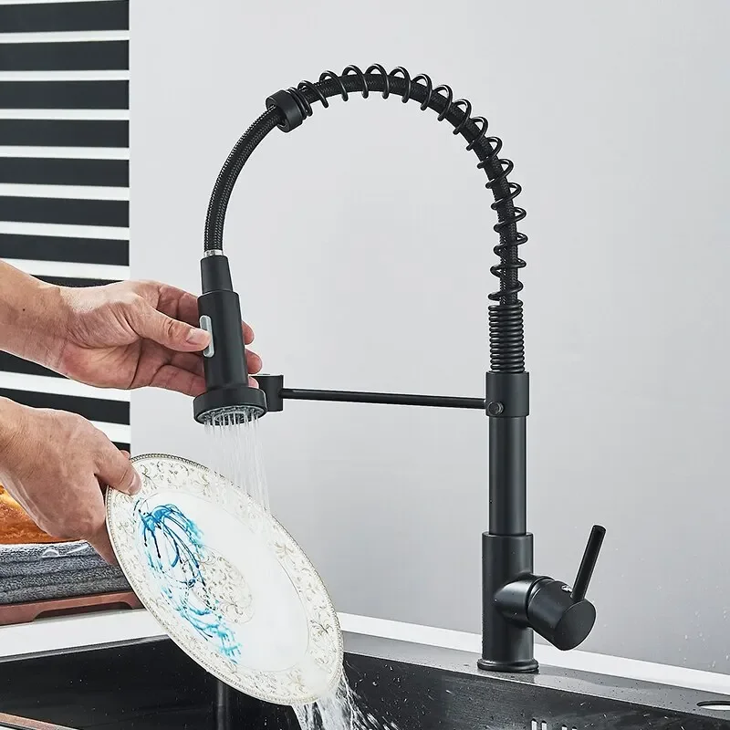 Grifo de cocina extensible de latón con caño doble cromado y resorte.
