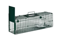 VPMKP - Outsunny trampa para animales vivos con puerta jaula de captura con asa de transporte para conejos y pequeños zorros 60x18x20 cm verde oscuro