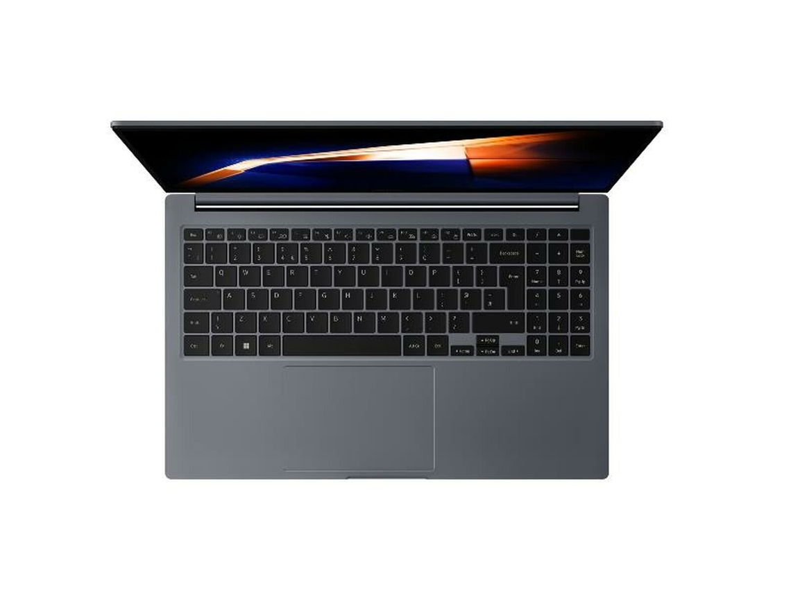 Laptop SAMSUNG Book4 NP754XGJ-KG2ES (16 GB RAM - 512 GB SSD - 15,6" - Enchufe EU - Qwerty Español)