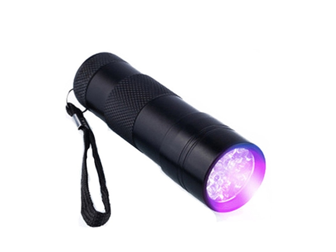 Linterna Portátil Con 9 Led Uv: Accesorio De Juego Compacto Y Práctico.