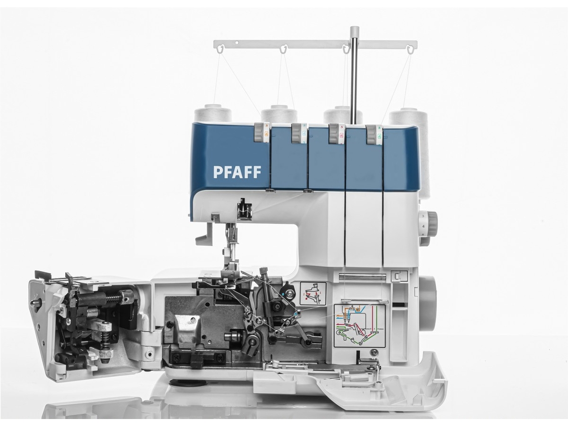 Pfaff admire 1000