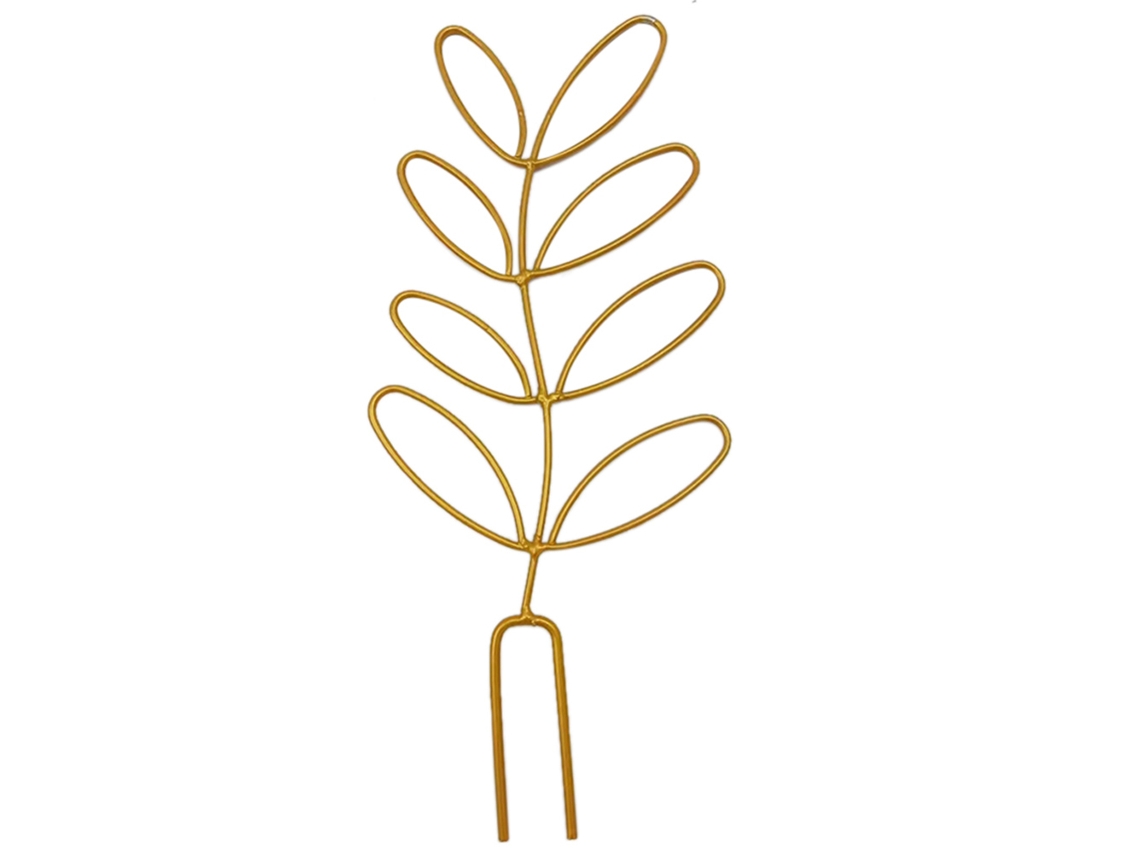 Barandilla de hierro decorativa para plantas en maceta en el jardín