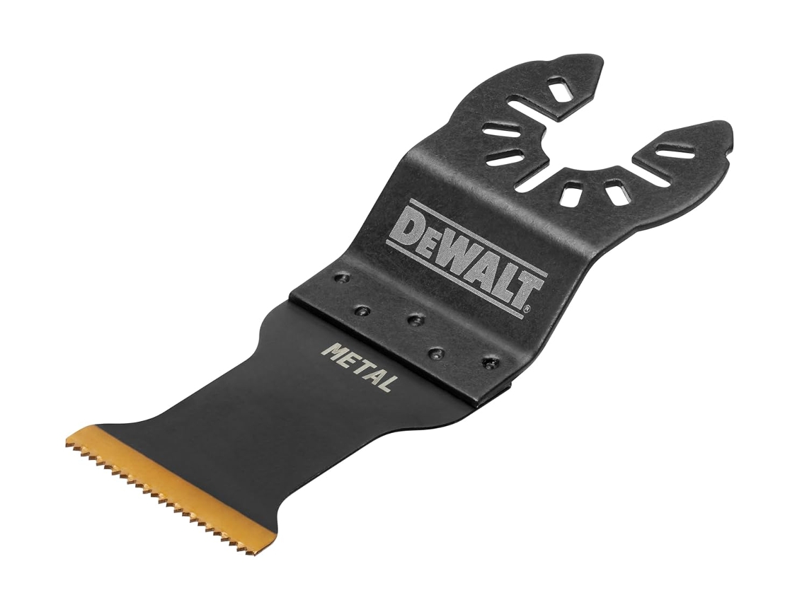 Hoja De Titanio Dewalt 30 Mm 43 Para Aplicaciones Corte Madera Metal Corta Con Clavos Plástico