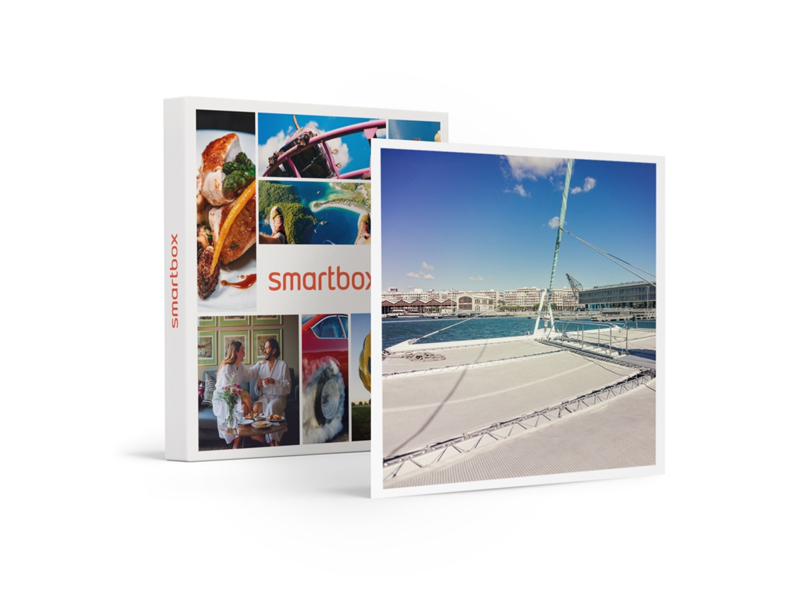 Caja Regalo SMARTBOX Navegación en catamarán y copa de cava con Mundo Marino