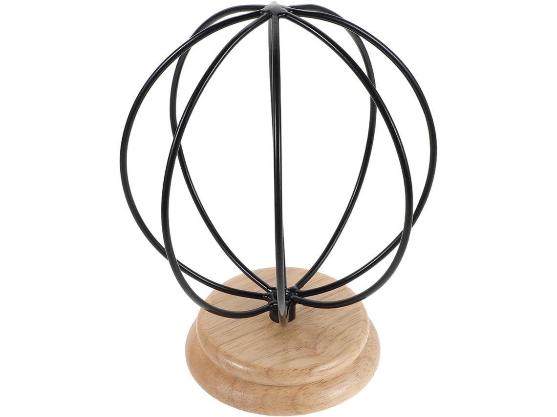 Perchero GOKOCO de metal negro y madera natural para guardar sombreros.