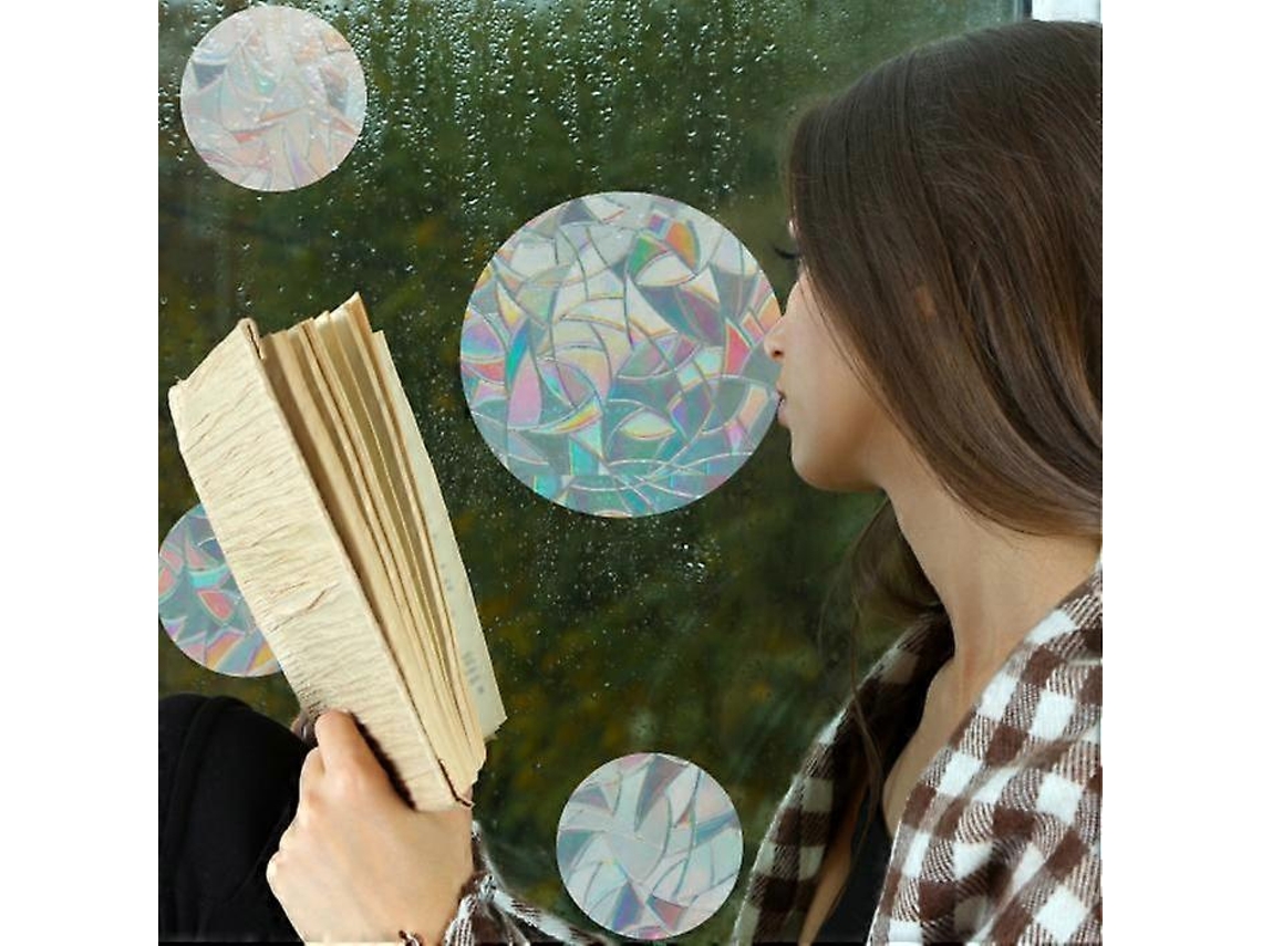 Pegatinas para ventanas DIY con película arcoíris y efecto atrapasol.