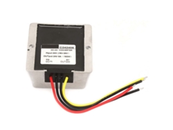 Módulo convertidor regulador de voltaje con función elevadora/reductora automática de 18-36 V a 24 V (8 A).