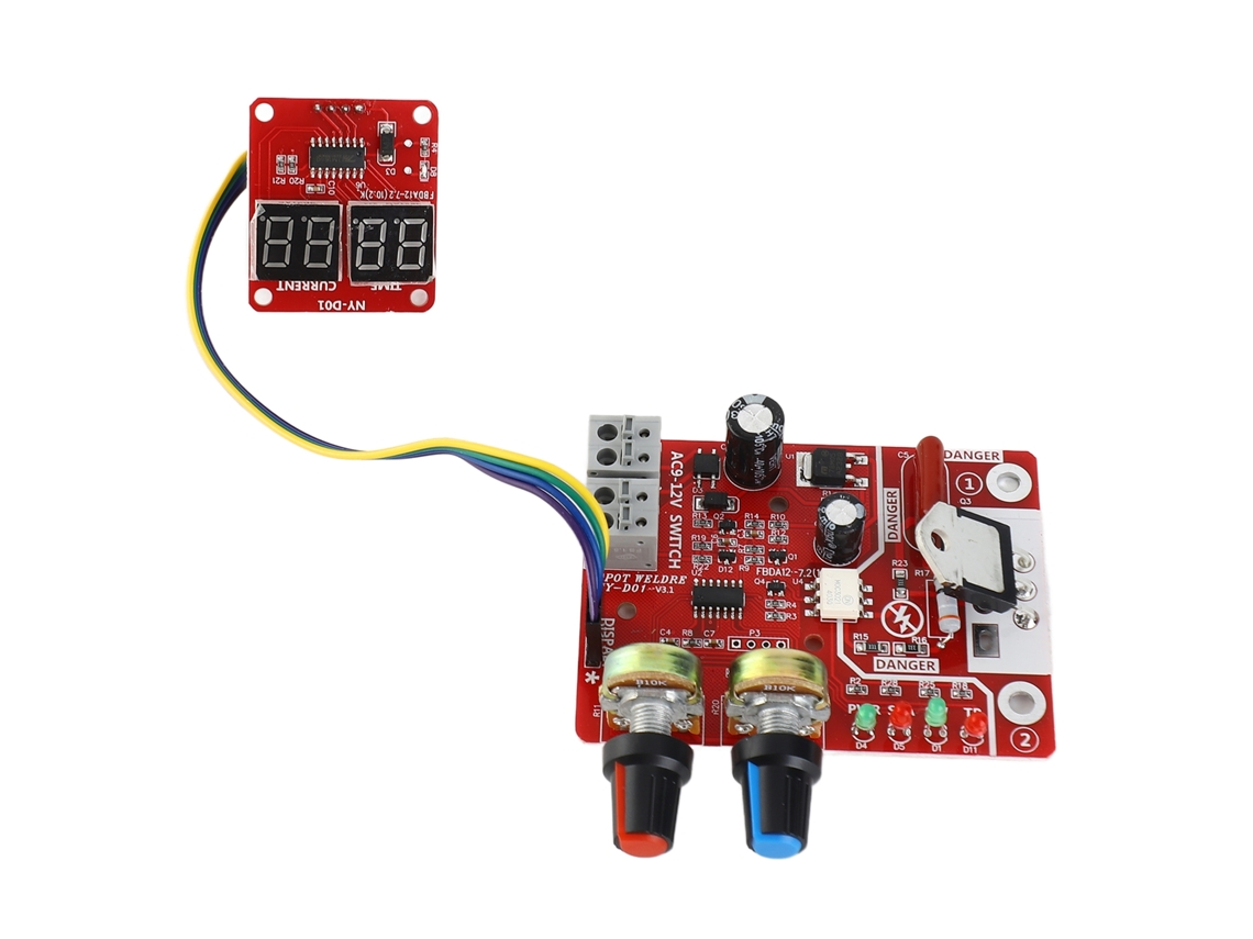 Panel De Control Para Máquina De Soldadura Por Puntos Con Pantalla Digital Y Control De Tiempo Y Corriente.