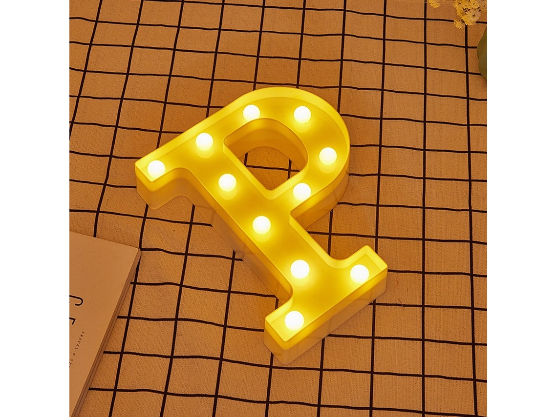 Letra LED P Iluminada con Luz Blanca Cálida, Altura 22cm, Funcionamiento a Pilas 2*AA