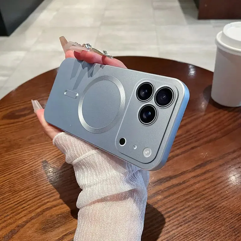 (iphone 11 Azul Cielo) Funda Magnética De Tpu Suave Con Pintura Metalizada Y Protector De Lente Para Carga Inalámbrica