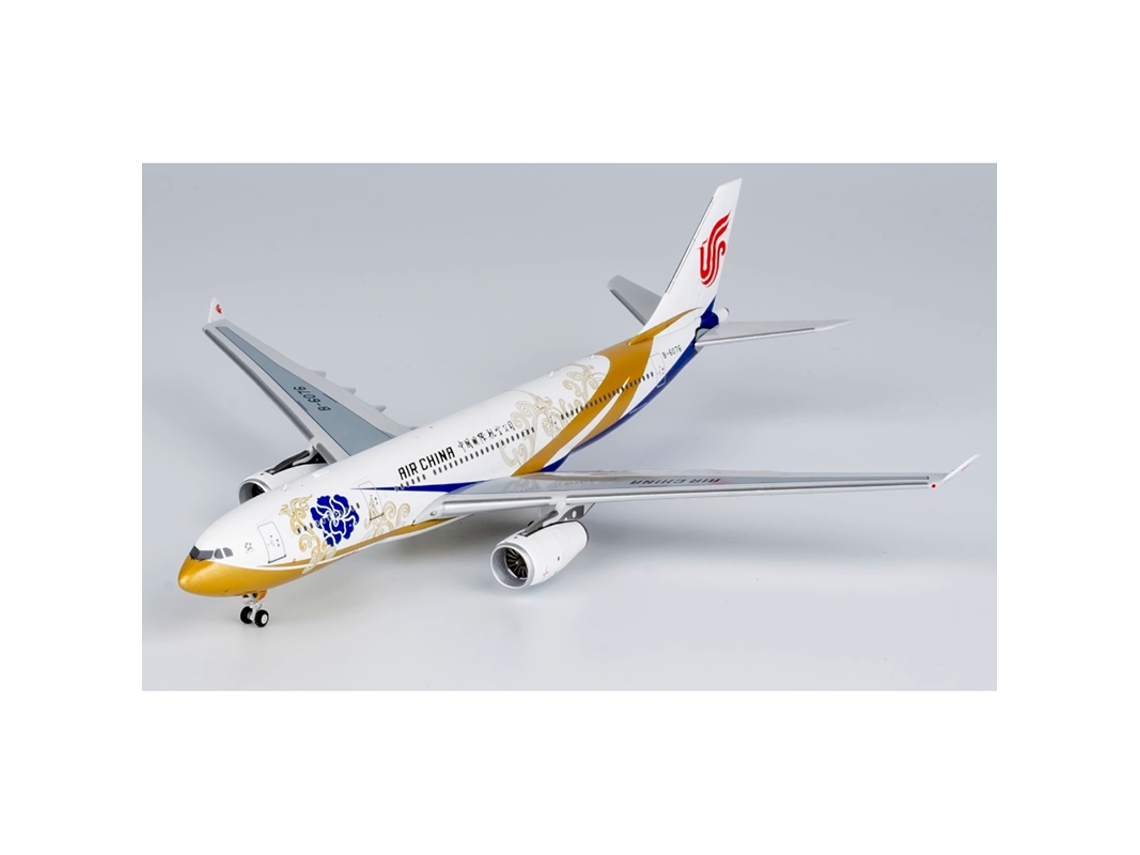 Modelo De Avión Zichen A330-200 B-6076 De China International Airlines, Fundido A Presión En Aleación A Escala 1/400