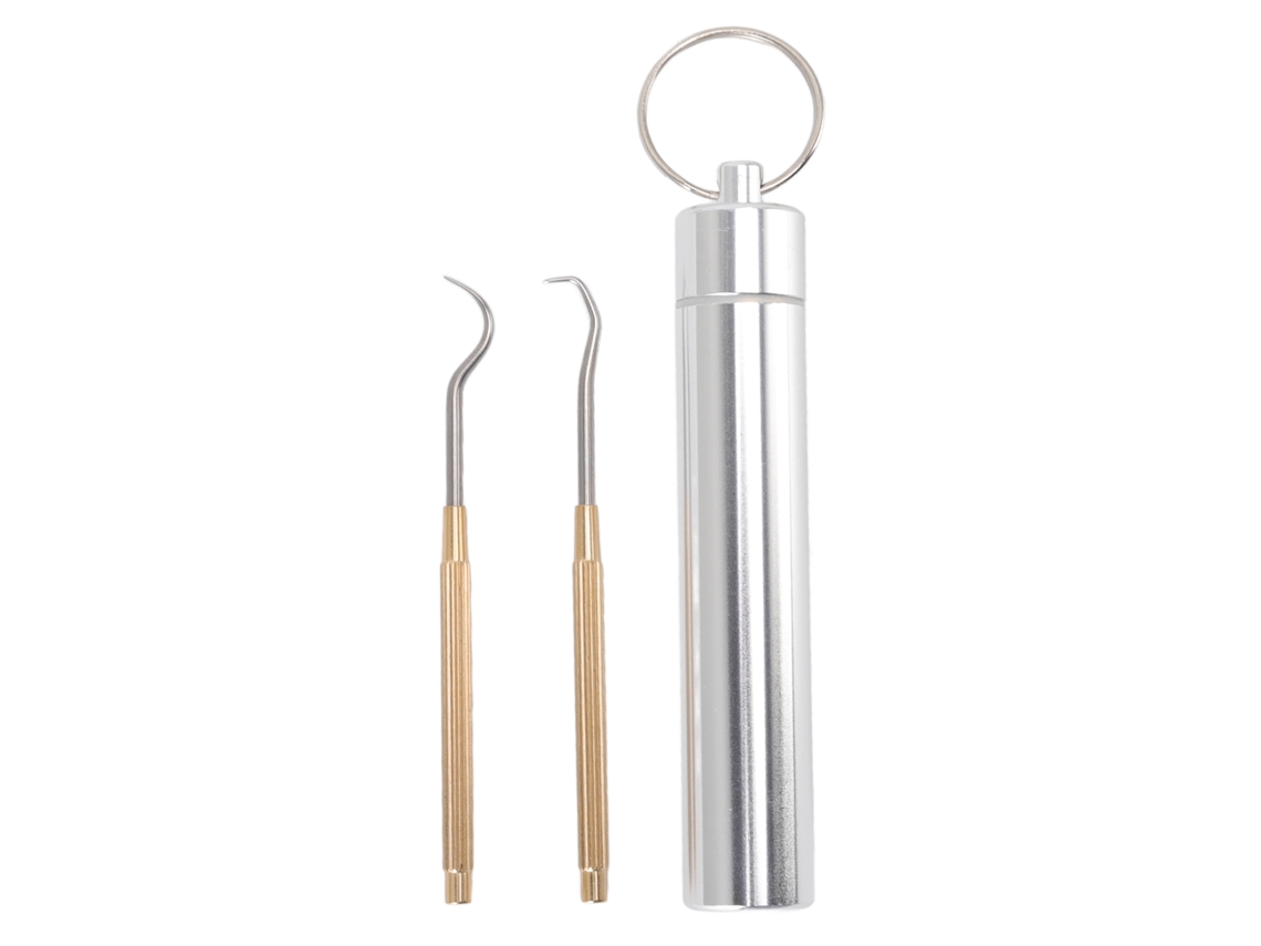 Palillos de dientes reutilizables de acero inoxidable para acampar y hacer picnics.