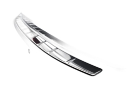 Tira protectora cromada para el parachoques trasero Volvo V90 32341447 OE