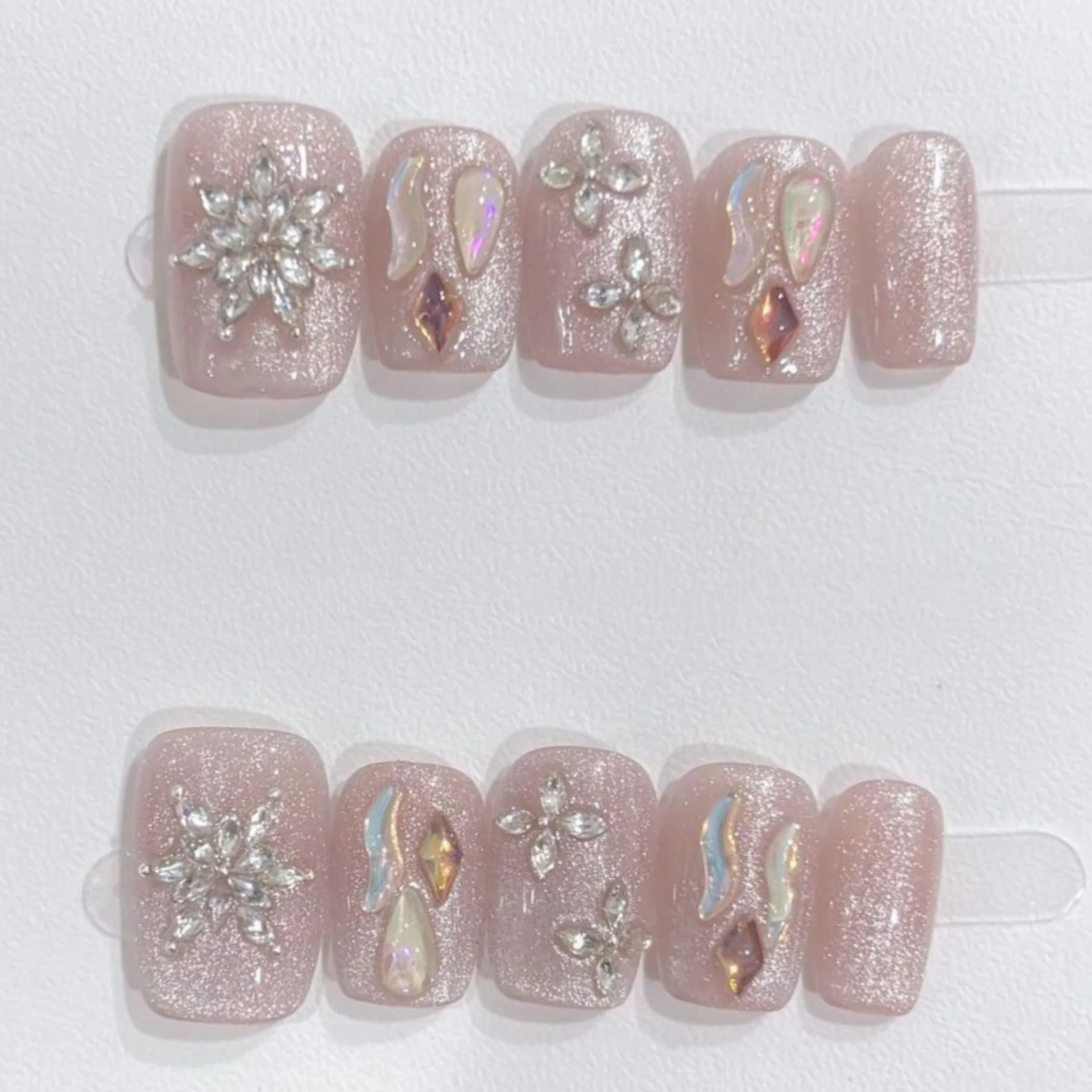 (567-s) Set De 10 Uñas Postizas Hechas A Mano Con Diseño Degradado De Acuarela.