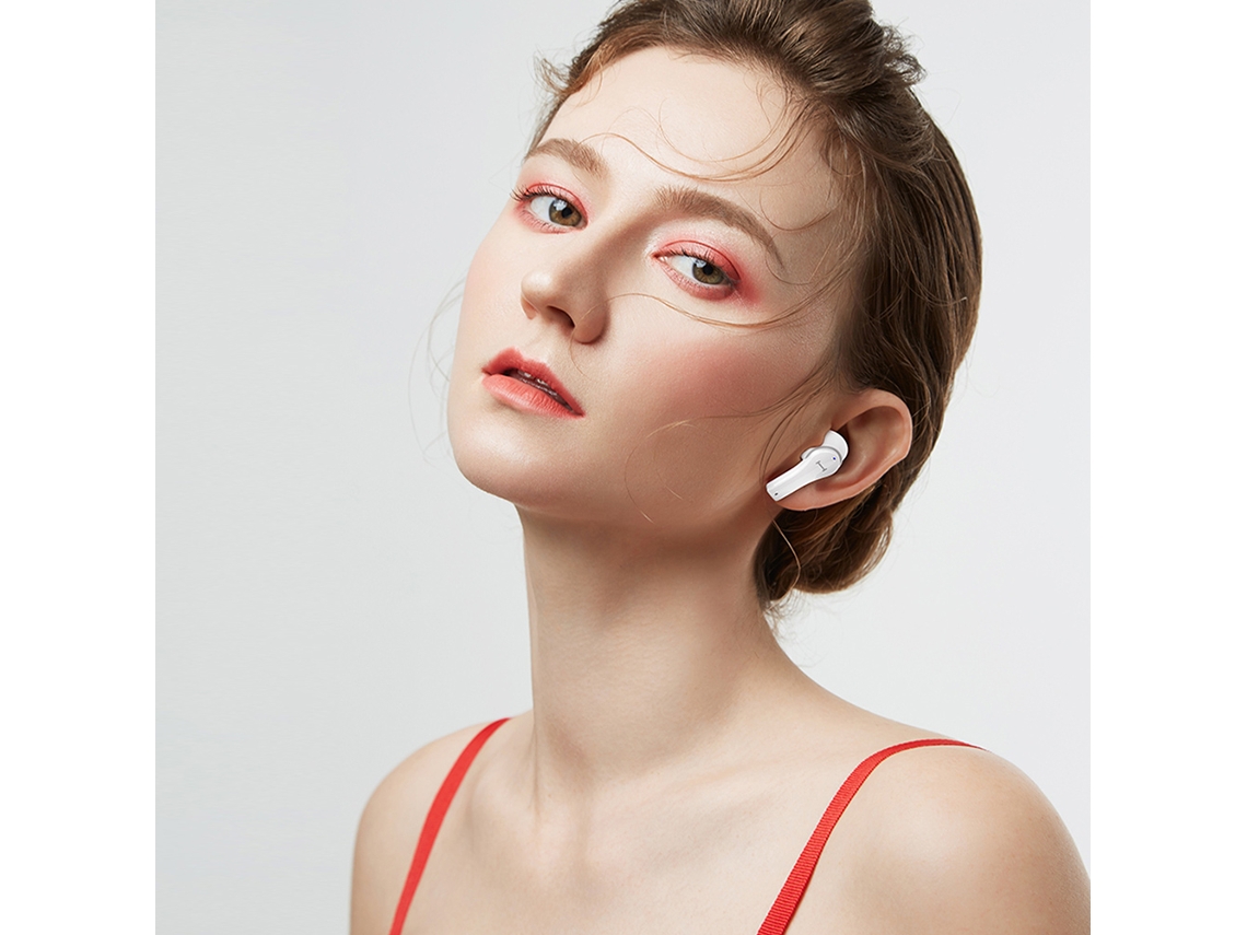 Auriculares Lenovo Qt82 Tws Bt5.0 Ipx5 Con Control Táctil Y Estuche De Carga De 400 Mah.