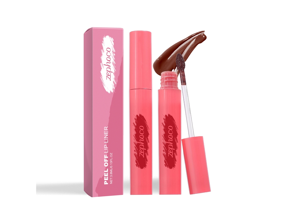 Brillo labial mate peel-off en color cacao.
